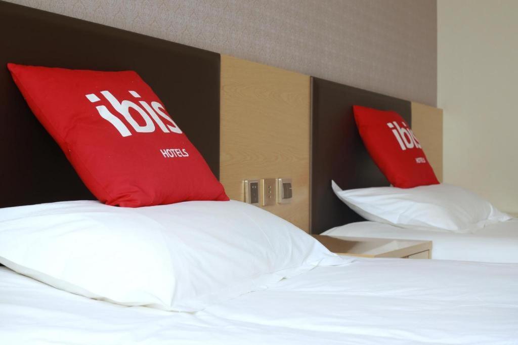 ibis Tianjin Wuqing Hotel Bagian luar foto